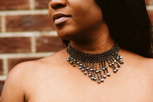 Load image into Gallery viewer, BEAD CHOKER PEARLS